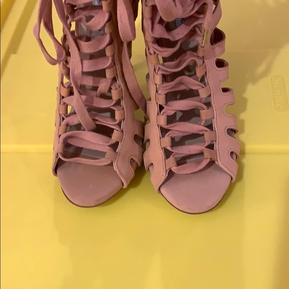 Steve Madden Fantasize Caged Leather Cut Out Boots - Picture 2 of 8